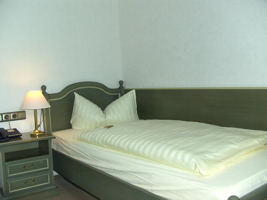 Schlosshotel Wilhelmsthal Calden Δωμάτιο φωτογραφία